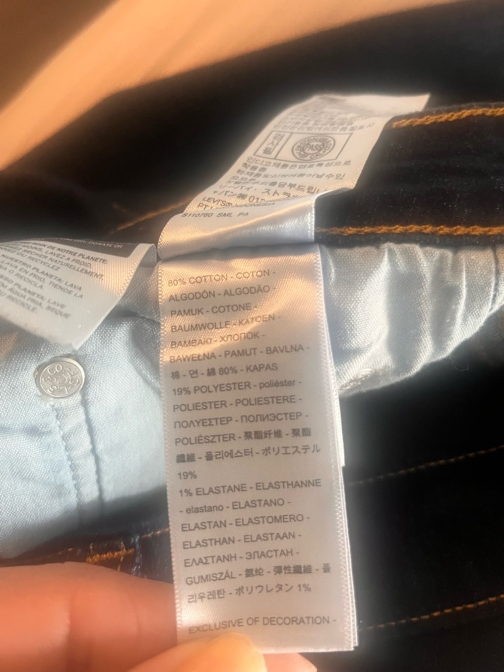 Levi's Jeans - Picture 15 of 16
